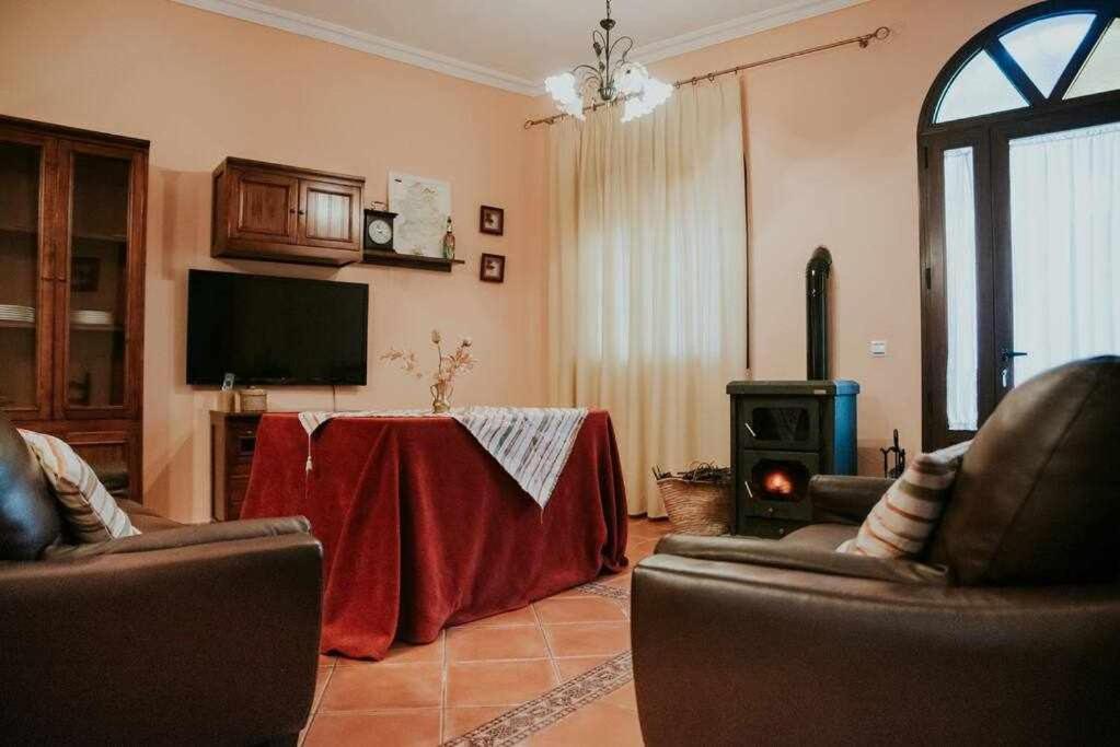 Casa Rural Con Jacuzzi, Sauna, Barbacoa Y Barra Cabeza la Vaca Luaran gambar