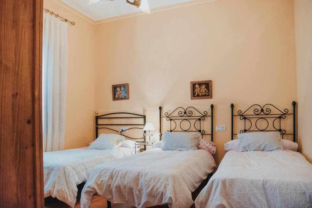 Casa Rural Con Jacuzzi, Sauna, Barbacoa Y Barra Cabeza la Vaca Luaran gambar